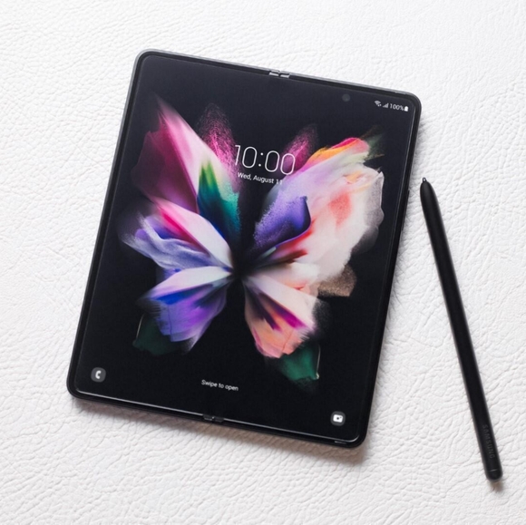 Samsung Z fold 3 unlocked